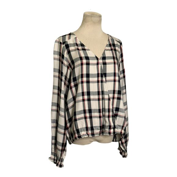 Sanctuary plaid long sleeves front crossed top size small - Picture 11 of 11